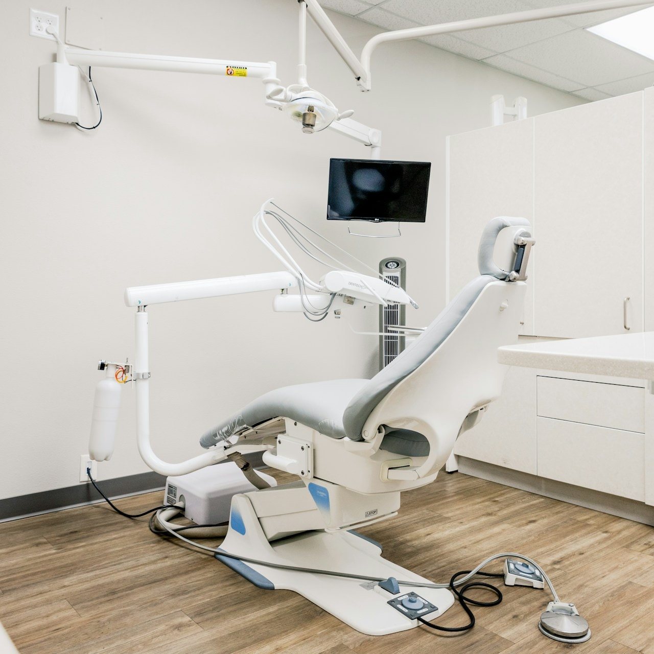 Dental operatory with the chair and instrument tray disinfected